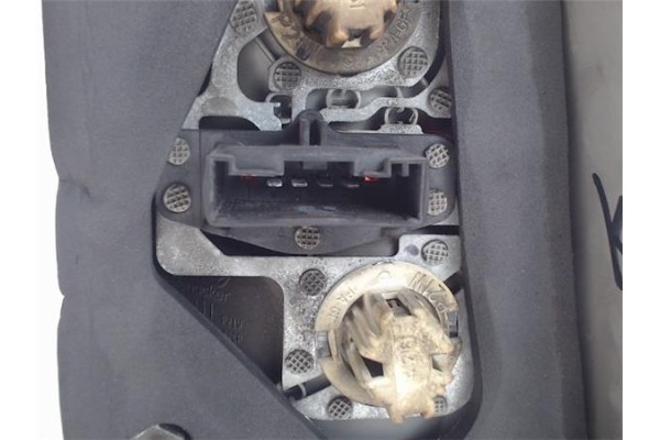 Recambio de piloto trasero izquierdo para bmw serie x5 (e53) referencia OEM IAM 6902093  