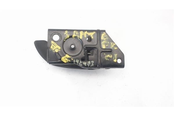 Recambio de manilla int. puerta trasero izquierda para hyundai santa fe (sm) 2.0 gls crdi referencia OEM IAM 8362026000CA  