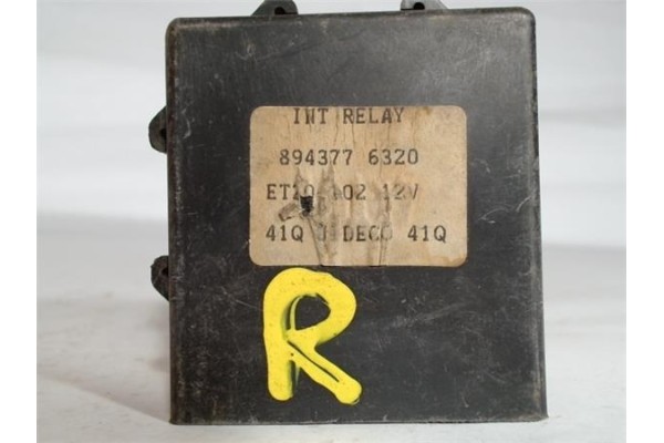 Recambio de caja fusibles/rele para opel monterey 3.1 ltd referencia OEM IAM 8943776320  