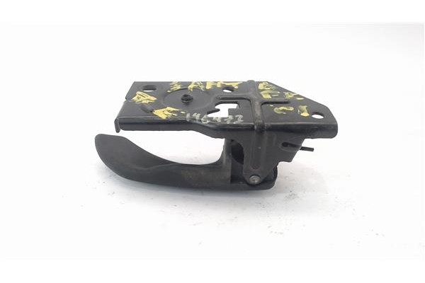 Recambio de manilla int. puerta trasero izquierda para hyundai santa fe (sm) 2.0 gls crdi referencia OEM IAM 8362026000CA  