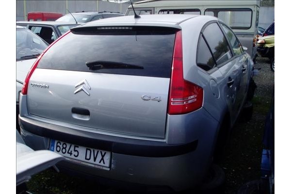 citroen c4 berlina del año 2006