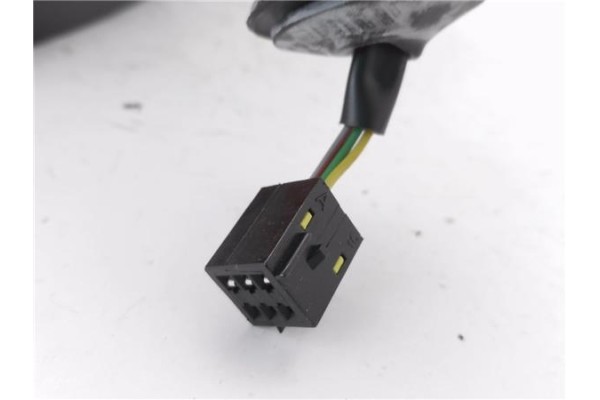Recambio de retrovisor electrico izquierdo para opel corsa d 1.3 cdti referencia OEM IAM E1020873  