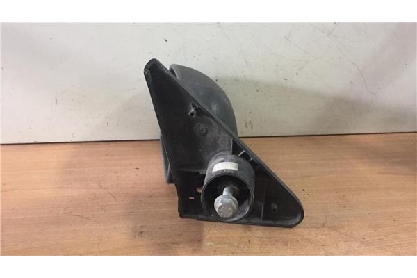 Recambio de retrovisor izquierdo para renault rapid /express (f40) 1.4 break referencia OEM IAM E202660  