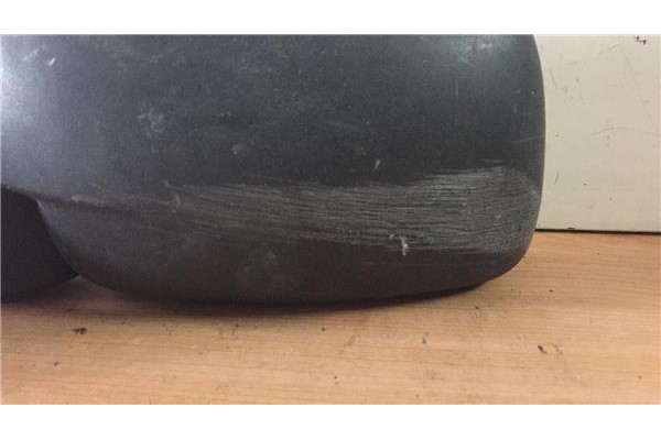 Recambio de retrovisor izquierdo para renault rapid /express (f40) 1.4 break referencia OEM IAM E202660  