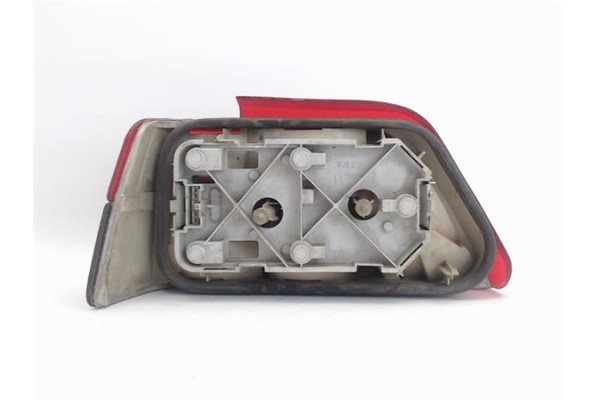 Recambio de piloto trasero derecho para peugeot 106 (s1) referencia OEM IAM   