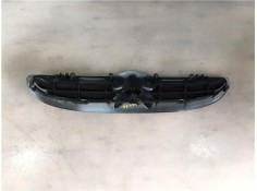 Recambio de rejilla capo para citroen saxo 1.1 sx referencia OEM IAM 7804J6 G0497 7804K1 , CITROËN