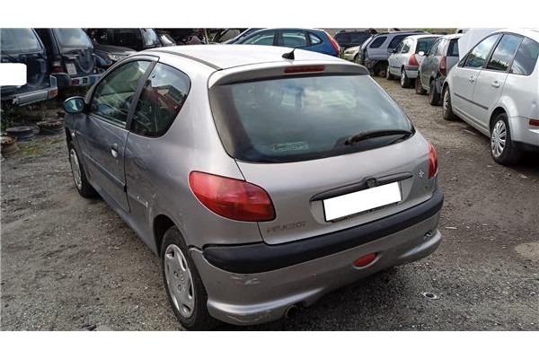 peugeot 206 del año 2001