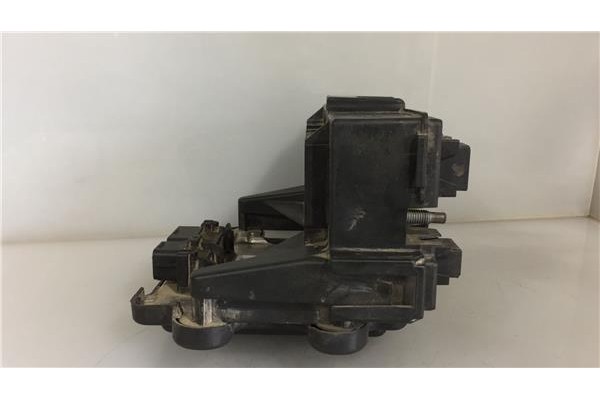 Recambio de centralita para jeep grand cherokee (wh) 3.0 crd overland referencia OEM IAM P560500147AJ 04692073AB 
