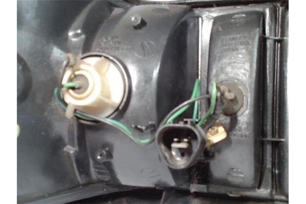Recambio de cerquillo faro para mitsubishi l 300  (l0) 2.4 l 300 bus referencia OEM IAM   