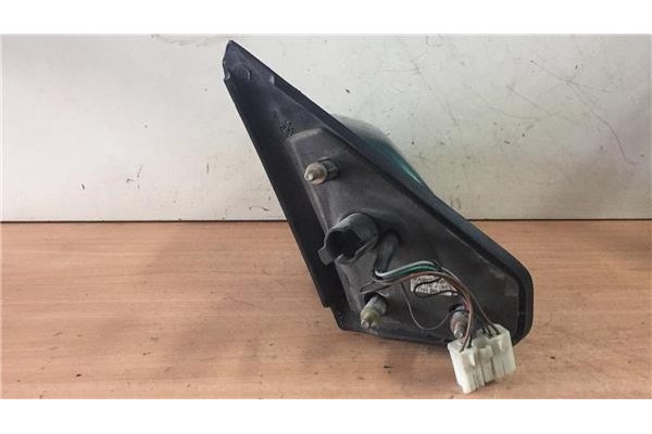 Recambio de retrovisor electrico izquierdo para renault r 19 berl. con portón (b/c53) 1.4 europa referencia OEM IAM 7701366326  