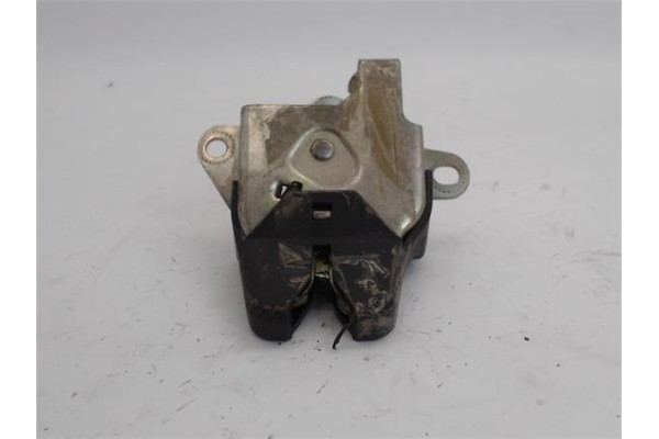 Recambio de cierre electromagnetico porton para toyota carina (t19) 1.6 (at190) referencia OEM IAM 6461020220  