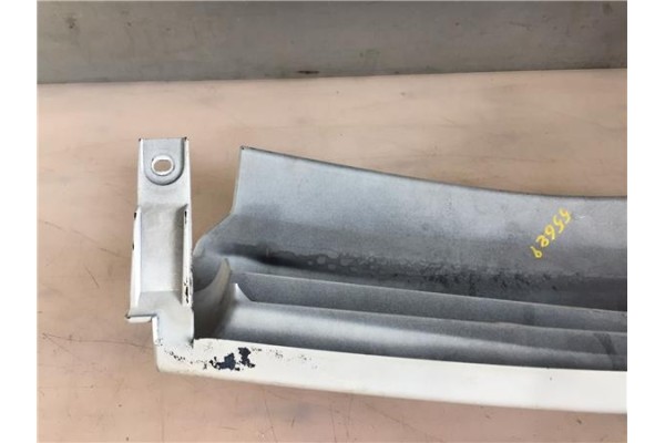 Recambio de rejilla capo para nissan primastar furgón (x83) dci 80 referencia OEM IAM 6231200QAA  