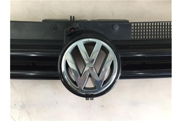 Recambio de rejilla capo para volkswagen golf iv berlina (1j1) 1.9 tdi referencia OEM IAM 1J0853651H  