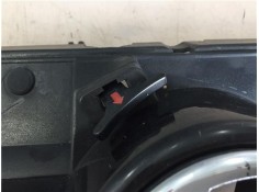 Recambio de rejilla capo para volkswagen golf iv berlina (1j1) 1.9 tdi referencia OEM IAM 1J0853651H  