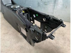 Recambio de embellecedor consola central para opel astra j 1.6 referencia OEM IAM 13320354  