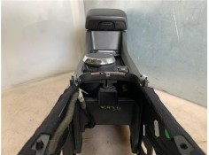 Recambio de embellecedor consola central para opel astra j 1.6 referencia OEM IAM 13320354  