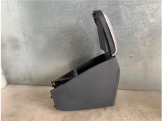 Recambio de embellecedor consola central para toyota auris (e15) 2.0 d-4d referencia OEM IAM 5891012370B0 1ADFTV 