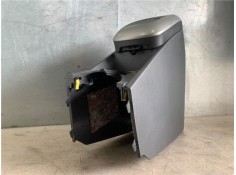 Recambio de embellecedor consola central para toyota auris (e15) 2.0 d-4d referencia OEM IAM 5891012370B0 1ADFTV 