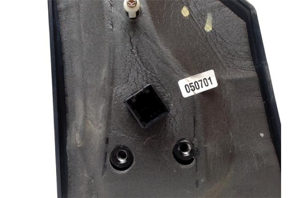 Recambio de retrovisor electrico izquierdo para hyundai getz (tb) 1.5 crdi referencia OEM IAM E4012190  