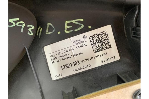 Recambio de guarnecido puerta delantero izquierda para opel astra j 1.6 referencia OEM IAM 13321403  