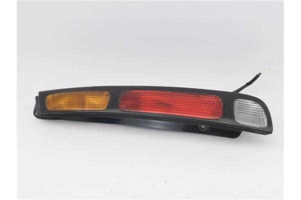 Recambio de piloto trasero derecho para toyota corolla familiar (e11) 1.6 linea terra referencia OEM IAM 8155013401  