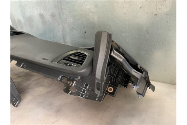 Recambio de salpicadero para opel astra j 1.6 referencia OEM IAM 112000 13301067 