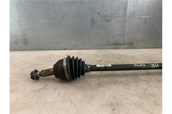 Recambio de palier delantero derecho para opel astra j 1.6 referencia OEM IAM 13250861 374487 
