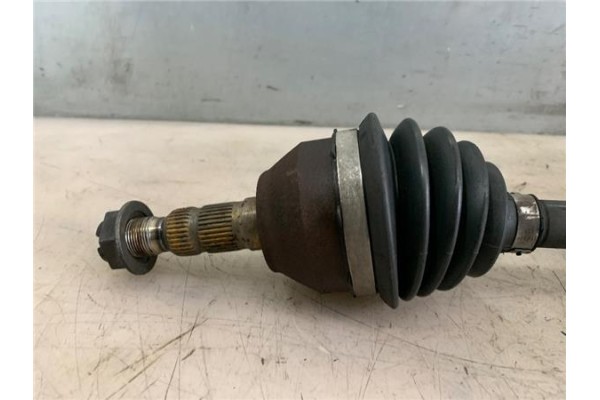 Recambio de palier delantero derecho para opel astra j 1.6 referencia OEM IAM 13250861 374487 