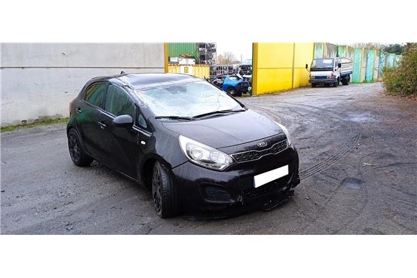 kia rio (ub) del año 2012