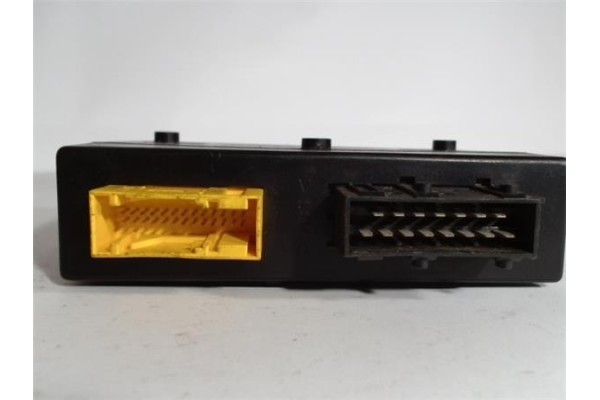 Recambio de centralita cierre para citroen xantia berlina 2.0 hdi 90/110 attraction referencia OEM IAM 9627553280 91696558 