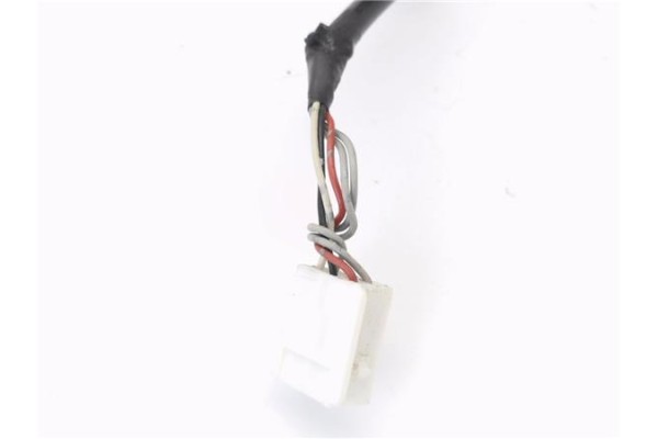 Recambio de retrovisor electrico izquierdo para toyota corolla familiar (e11) 1.6 linea terra referencia OEM IAM 879401E860 E130