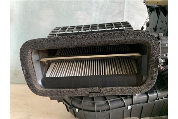 Recambio de carcasa calefaccion para opel astra j 1.6 referencia OEM IAM 13338026  