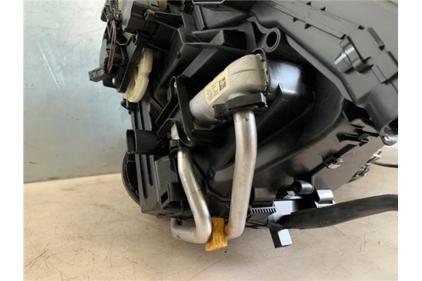 Recambio de carcasa calefaccion para opel astra j 1.6 referencia OEM IAM 13338026  