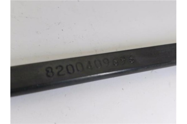 Recambio de brazo limpiaparabrisas delantero derecho para renault kangoo express (fw0/1_) 1.5 dci (fw0a, fw0b) referencia OEM IA