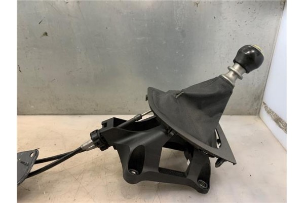 Recambio de conjunto palanca cambio velocidad para toyota auris (e15) 2.0 d-4d referencia OEM IAM 1ADFTV 3382012B30 