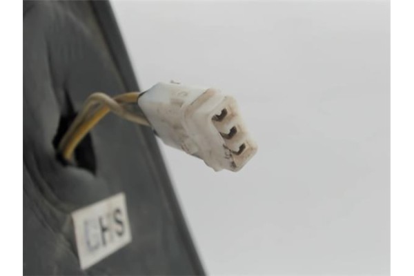 Recambio de retrovisor electrico izquierdo para ssangyong musso referencia OEM IAM   