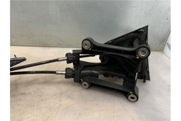 Recambio de conjunto palanca cambio velocidad para toyota auris (e15) 2.0 d-4d referencia OEM IAM 1ADFTV 3382012B30 