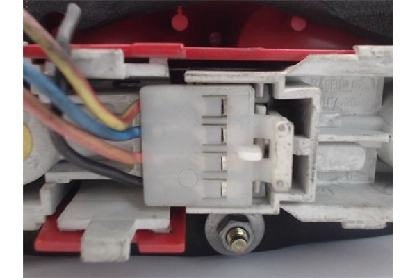 Recambio de piloto trasero izquierdo para alfa romeo 156 (116) referencia OEM IAM   