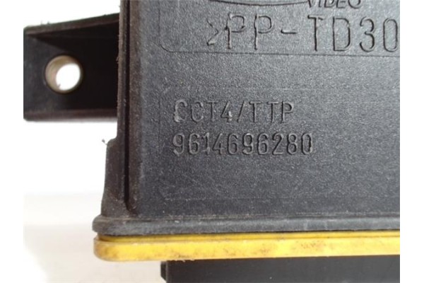 Recambio de centralita para citroen zx 1.9 td volcane referencia OEM IAM 9614696280  