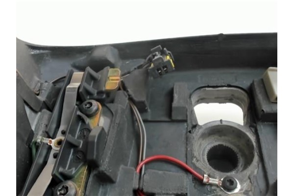 Recambio de volante para renault laguna ii (bg0) referencia OEM IAM 820004211  