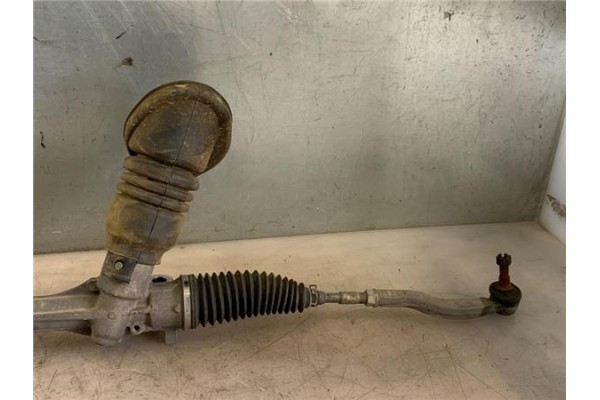Recambio de cremallera direccion normal para toyota auris (e15) 2.0 d-4d referencia OEM IAM 4551012390 1ADFTV 