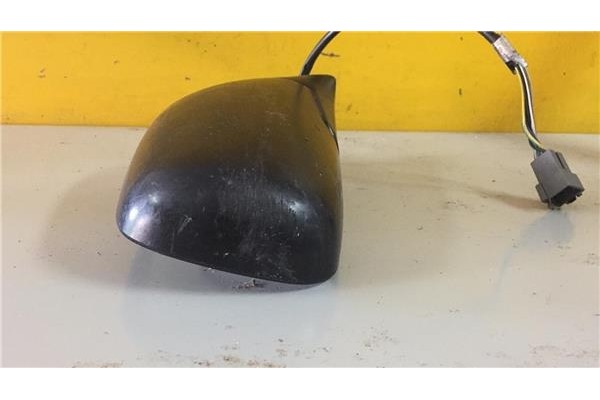 Recambio de retrovisor electrico derecho para chrysler voyager es 2.5 se referencia OEM IAM E13010252  