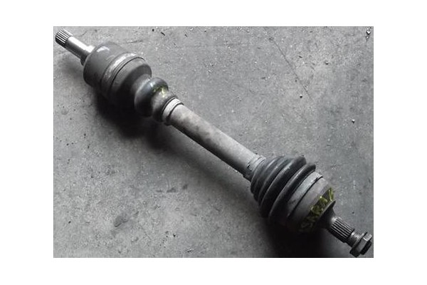 Recambio de palier delantero izquierdo para citroen xsara berlina 1.9 d referencia OEM IAM 3272R7  