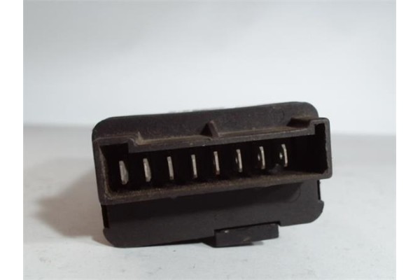 Recambio de centralita cierre para citroen bx berlina 1.4 chamonix referencia OEM IAM  STXVIII 