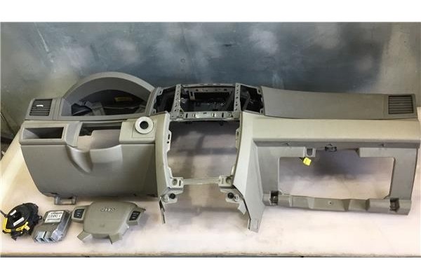 Recambio de kit airbag para jeep grand cherokee (wh) 3.0 crd overland referencia OEM IAM 04606938AD P1CE761J3AA 