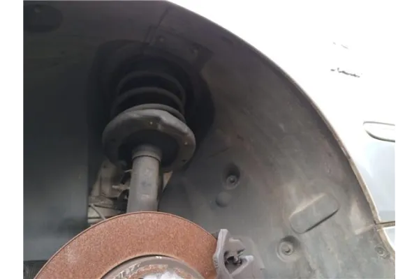 Recambio de pase rueda delantero izquierdo para mercedes-benz clk (bm 209) coupe 1.8 200 compressor (209.342) referencia OEM IAM
