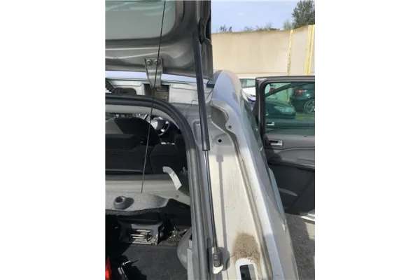 Recambio de amortiguador porton para ford focus c-max 2.0 tdci referencia OEM IAM 1683725 Recambio de amortiguador porton para ford focus c-max 2.0 tdci referencia OEM IAM 1683725