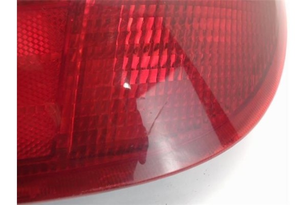 Recambio de piloto trasero derecho para toyota yaris (ncp1/nlp1/scp1) referencia OEM IAM 8155052130  