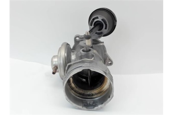 Recambio de caja mariposa aire para audi a4 avant (8e) 1.9 tdi (96kw) referencia OEM IAM 038129637L 244408005 38131501AA , AUDI 