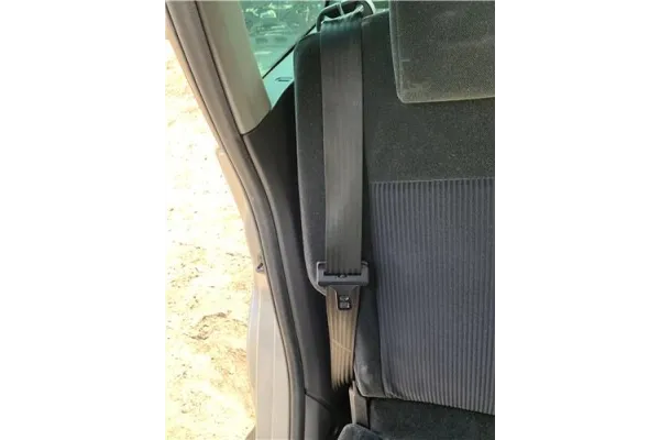 Recambio de cinturon seguridad trasero derecho para ford focus c-max 2.0 tdci referencia OEM IAM 1503772  